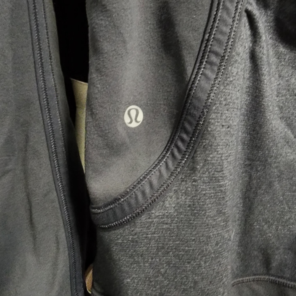 Lululemon Size 6 Gray Ruched Zip-Up Jacket - Picture 3 of 5